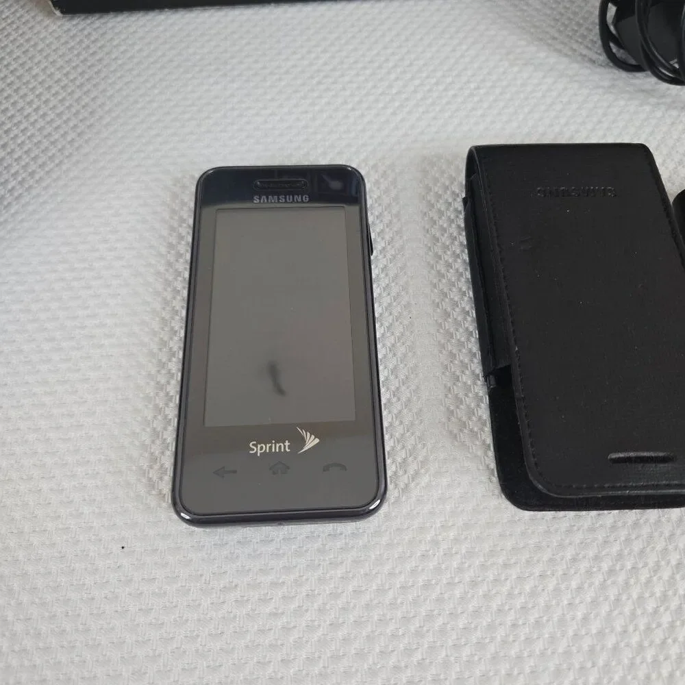 Vintage Samsung Instinct SPH-M800 Phone Bundle Sprint Black